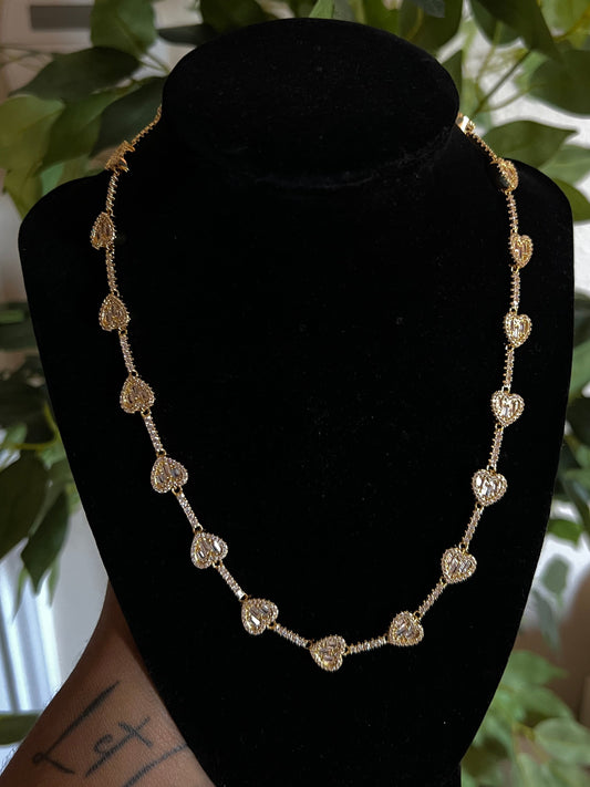 Pretty In Love Chain